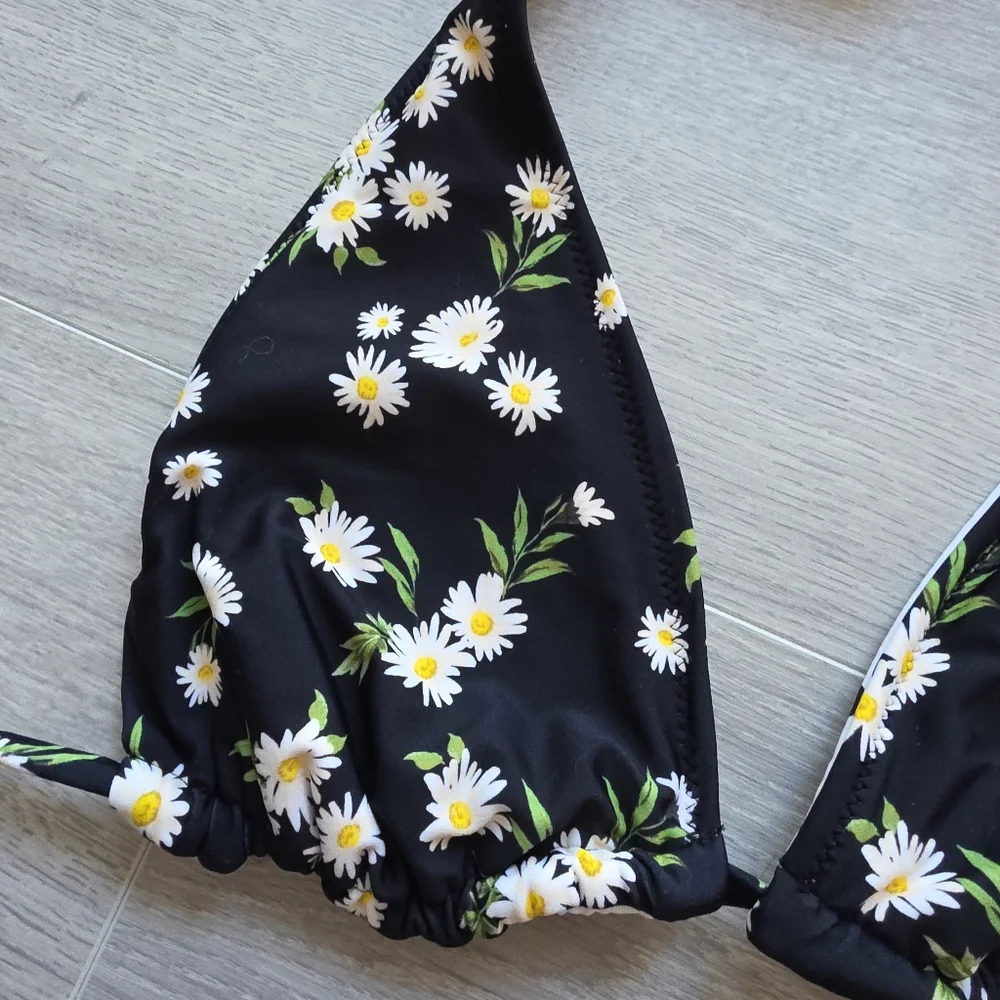 Shade & Shore Reversible Halter Top - Picture 3 of 5